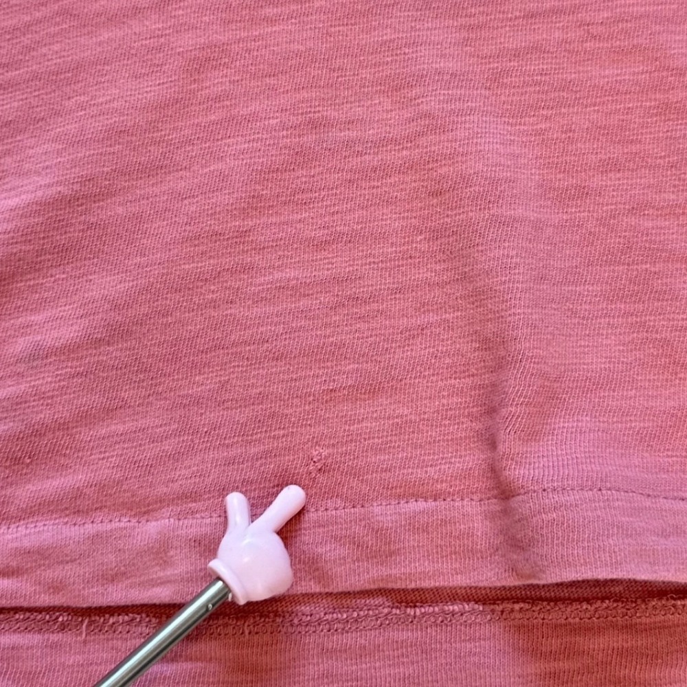 Faherty Sunwashed Organic Cotton V-Neck Top Womens Casual Size Medium Pink - Picture 10 of 11